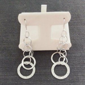 10K White Gold Dangle Earrings